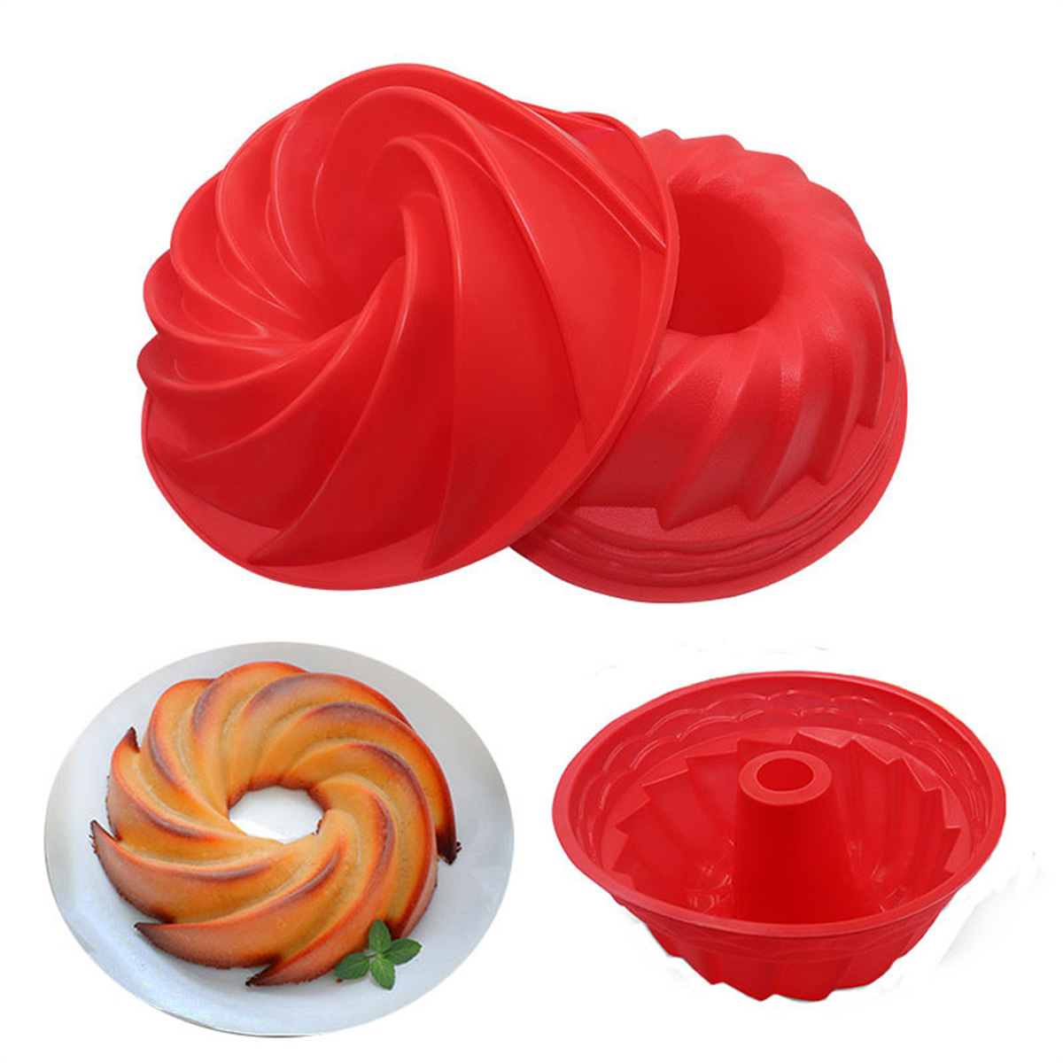 Rote Silikon-Gugelhupfformen. Eine Form ist auf dem Kopf, andere sind groß und klein.