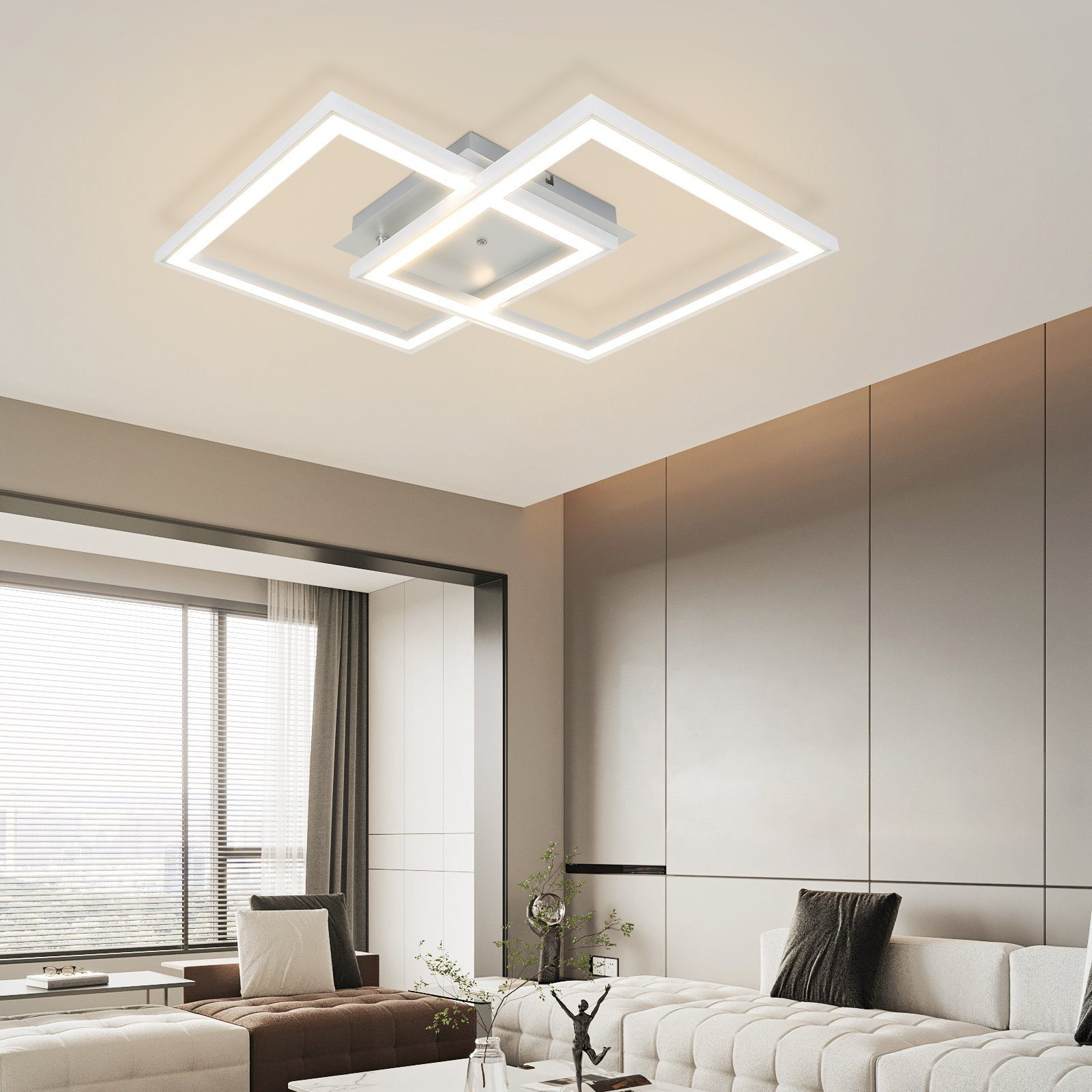 Luz de techo moderna con diseño geométrico cuadrado. La luz cuelga del techo.