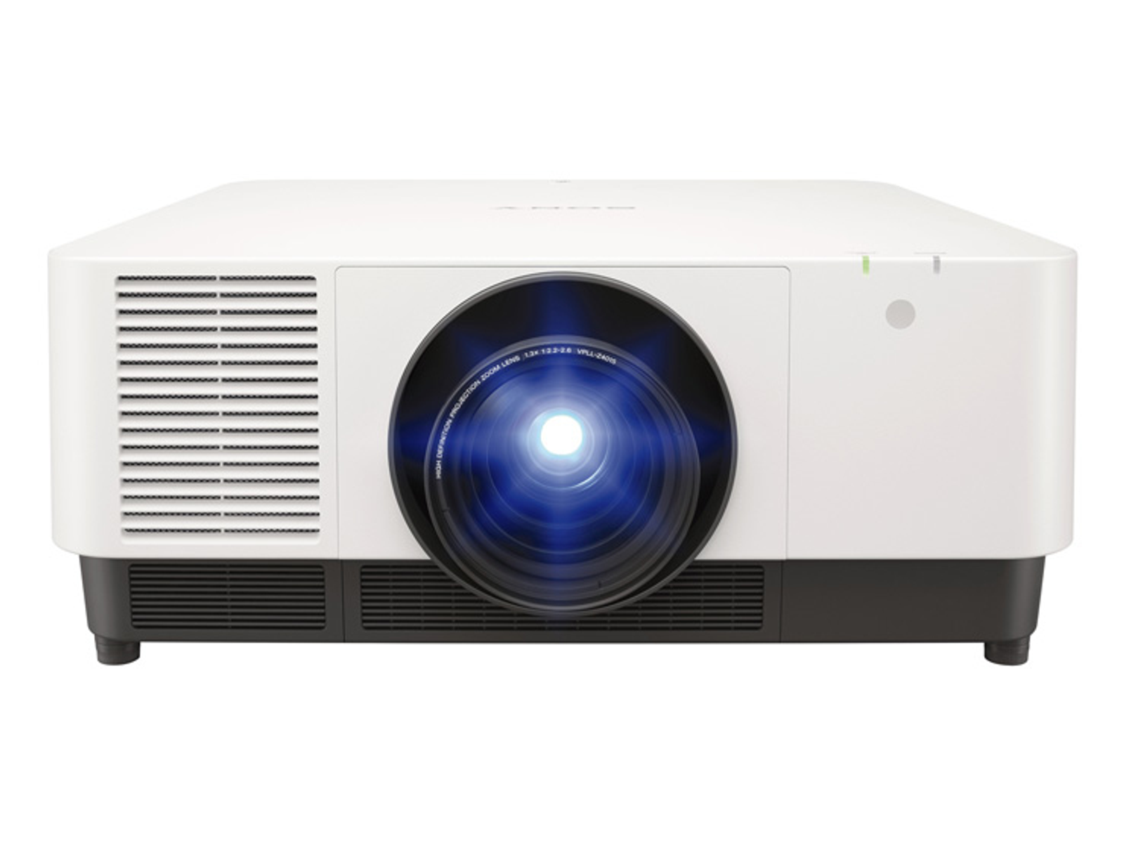 Proyector blanco, encendido, emitiendo luz azul. Base negra con ventilaciones laterales.