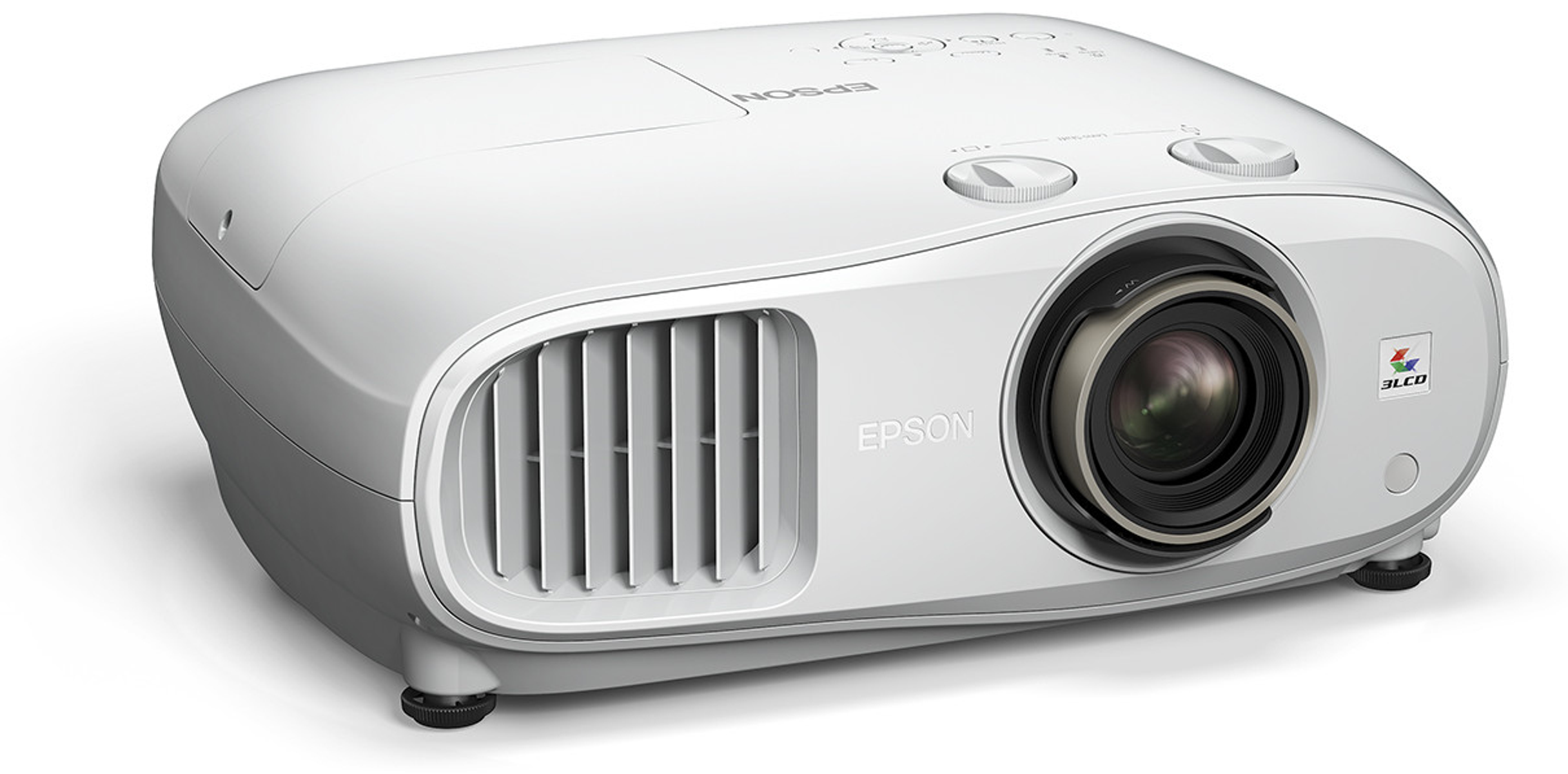 Proyector Epson blanco vista en ángulo mostrando lente y rejillas.
