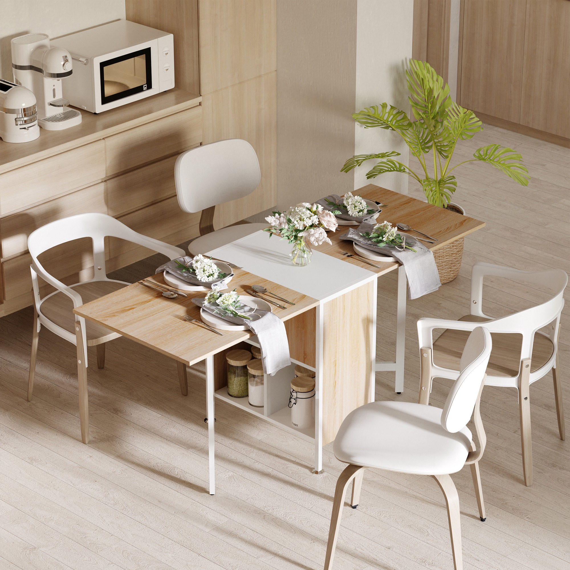 Tavolo da cucina con quattro sedie, apparecchiato con piatti e fiori. Bianco e legno.
