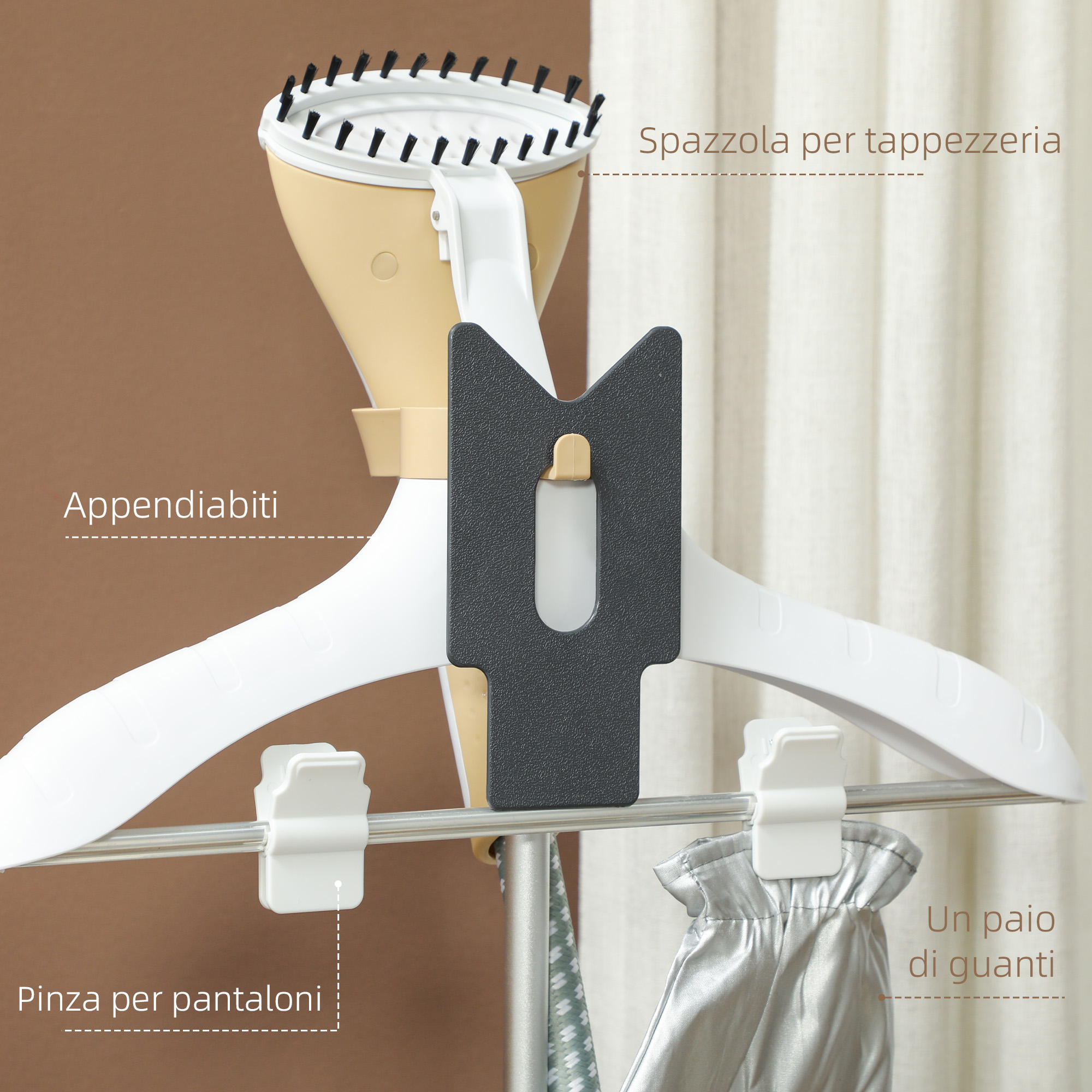 Un vaporizzatore per vestiti con un appendiabiti e vari accessori, tra cui clip e una spazzola.