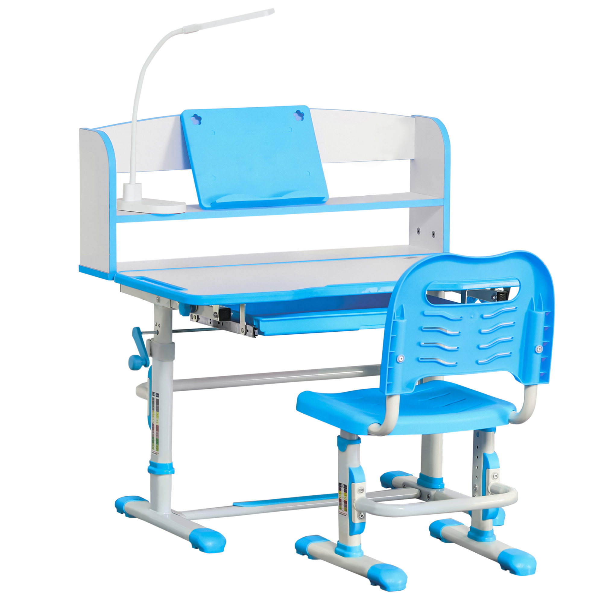 Set scrivania e sedia blu. La scrivania ha una lampada e un portabiglietti.