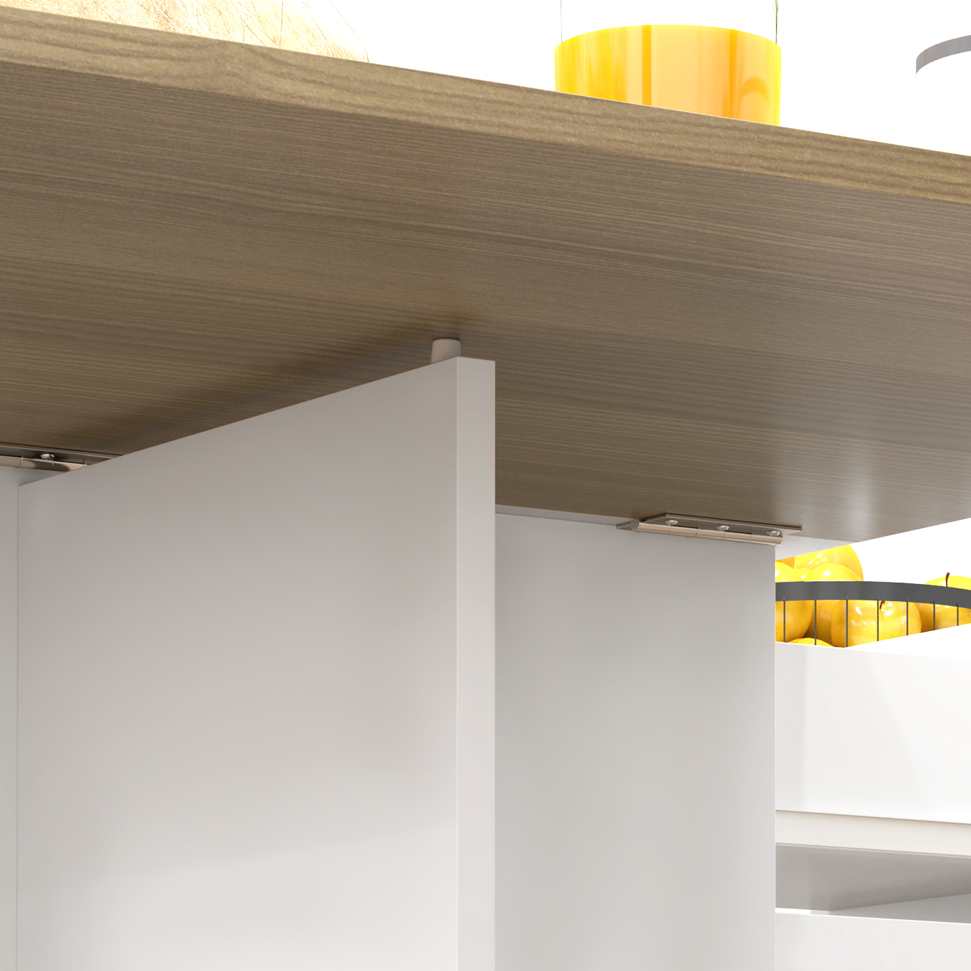 Una vista ravvicinata di un tavolo con piano in legno e ante bianche. Un oggetto giallo e altro sono visibili.
