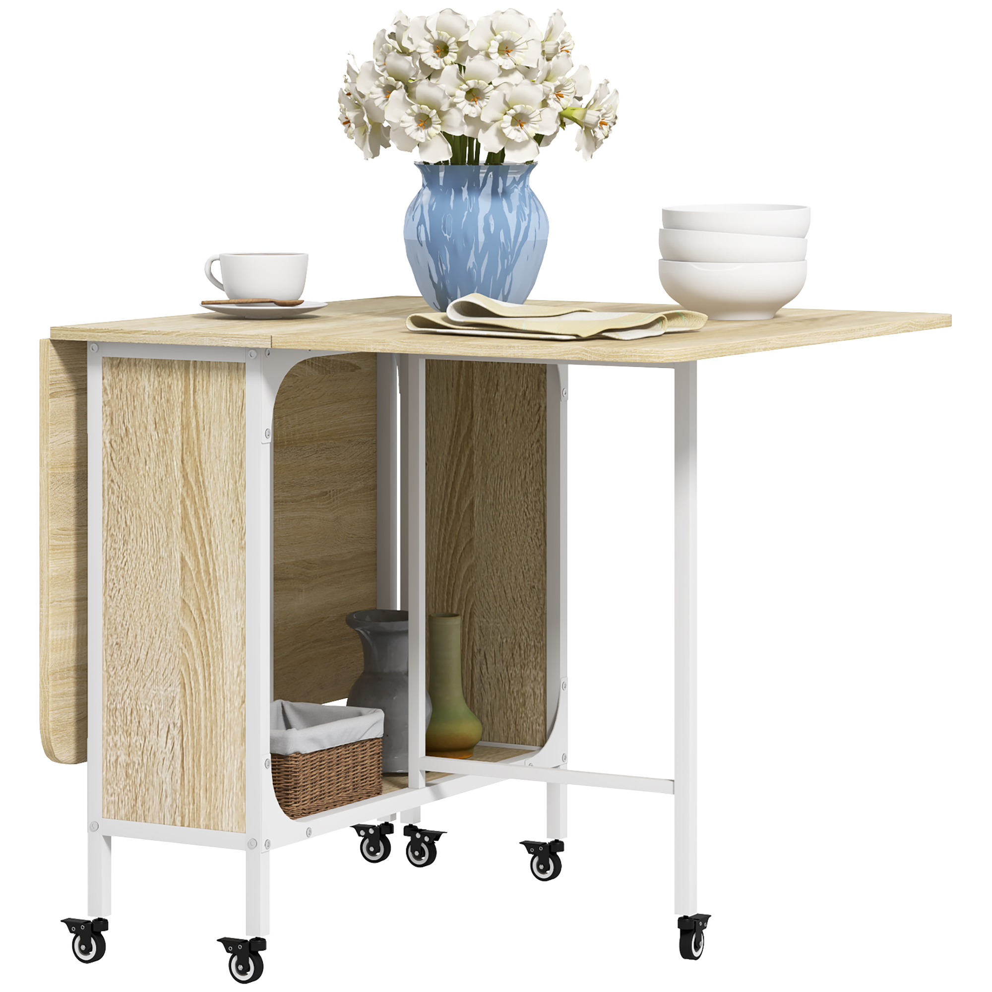 Un tavolo pieghevole con un vaso, fiori e una ciotola. Ha un piano in legno ed è su ruote.