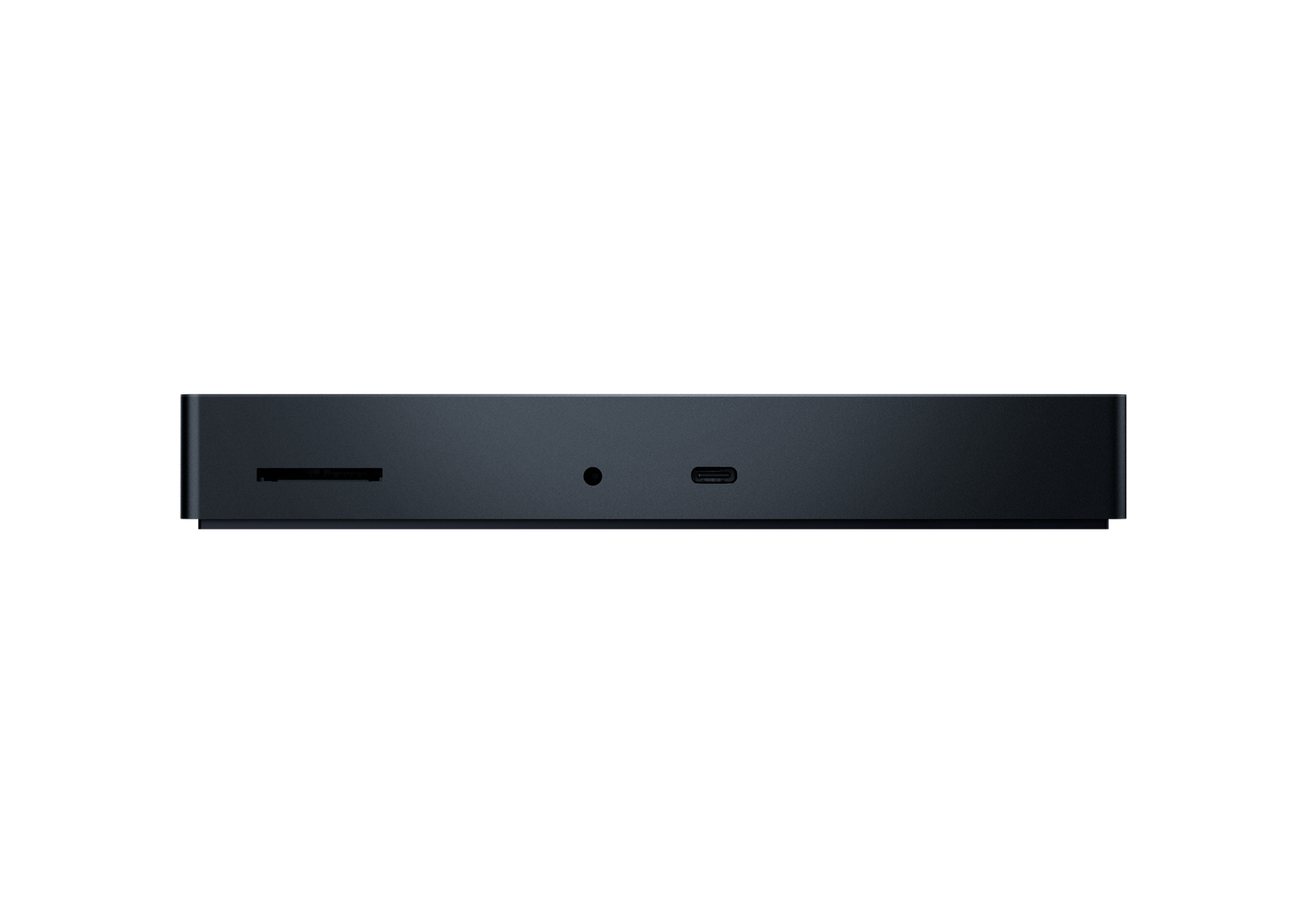 Ein schwarzes Gerät mit mehreren Anschlüssen, einem SD-Kartensteckplatz und einem USB-C-Anschluss.