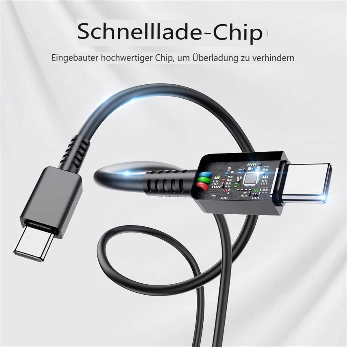 Ein schwarzer Auto-Verstärker mit verschiedenen Reglern und Eingängen, Marke 'Crunch' sichtbar.