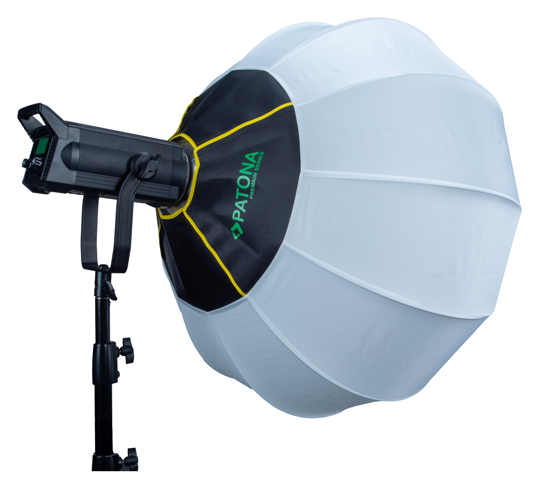 Studioleuchte mit einem schwarz-weißen Lichtmodifikator. Der Modifikator hat eine gelbe Einfassung. Weißer Hintergrund.
