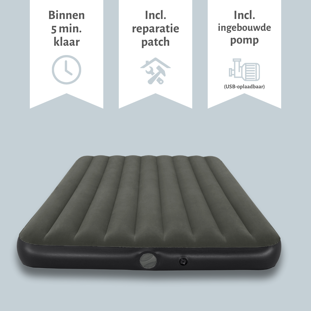 Opblaasbed, donkergrijze bovenkant, zwarte onderkant, met iconen voor snelle installatie, reparatiepatch en USB-pomp.