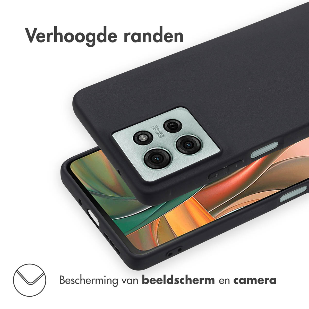 Custodia nera per telefono su telefono nero, con dettagli della fotocamera. Sfondo bianco.