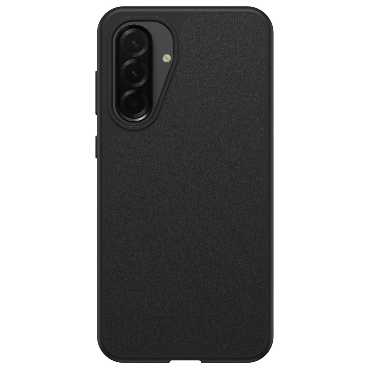 Un étui de téléphone noir avec une configuration à triple caméra. L'étui est uni et couvre le téléphone.