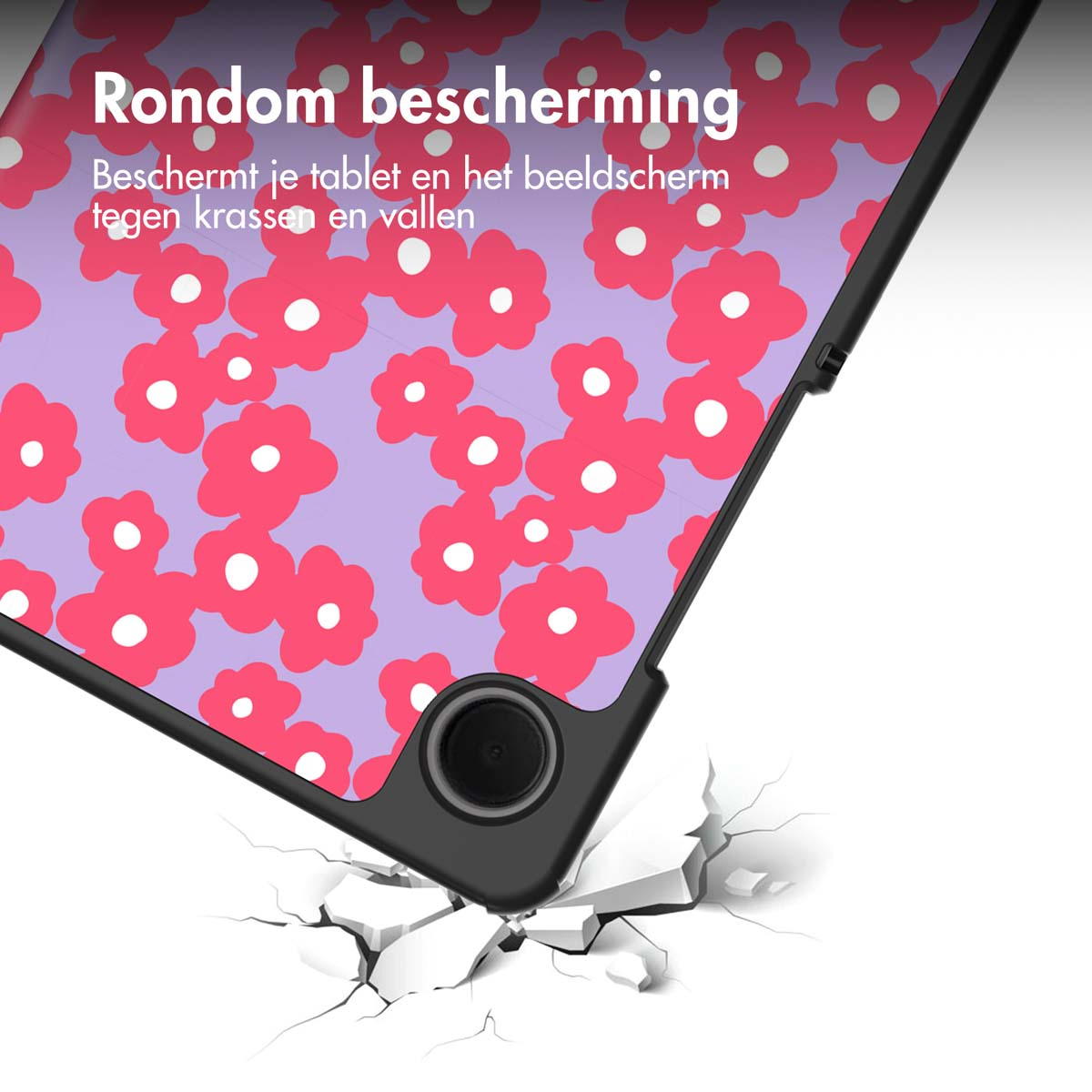 Tablethoes met roze bloemenontwerp. De tablet is schuin, scheureffect op de grond.