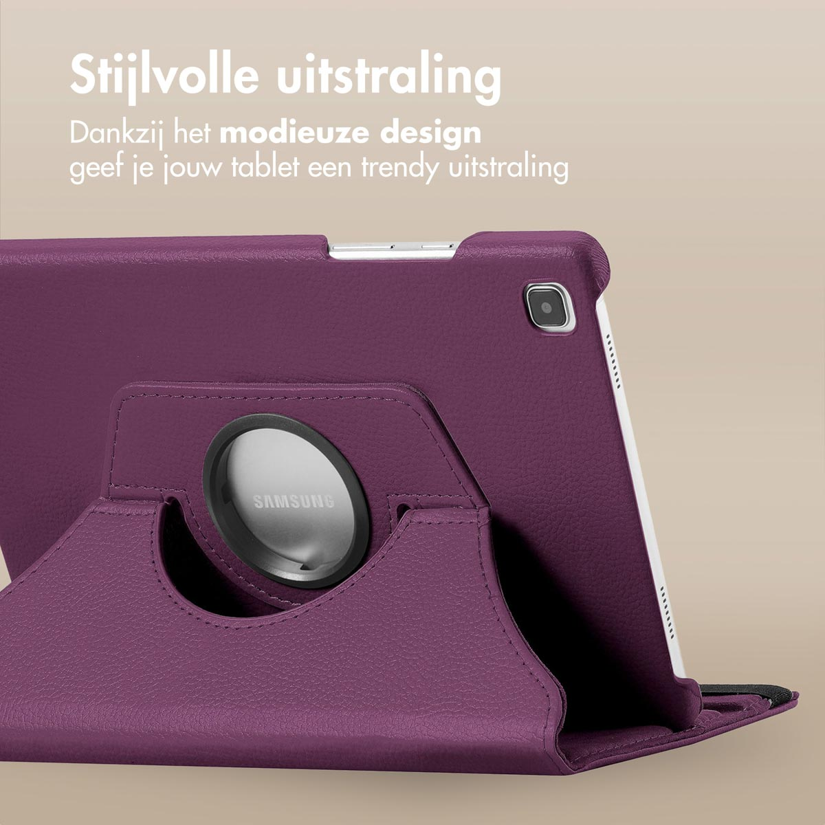 Paarse tablethoes met een draaibare standaard. Een tablet zit erop. Beige achtergrond. Samsung logo zichtbaar.