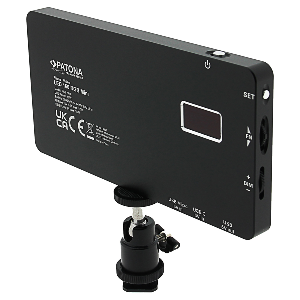 Une lampe vidéo LED noire avec des boutons et des ports sur le côté, montée sur un support.