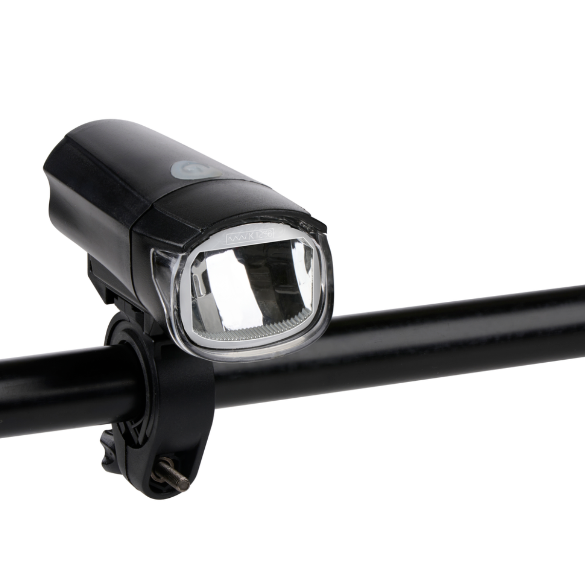 Een zwart fietslicht gemonteerd op een zwart stuur. Het licht heeft een heldere lens.