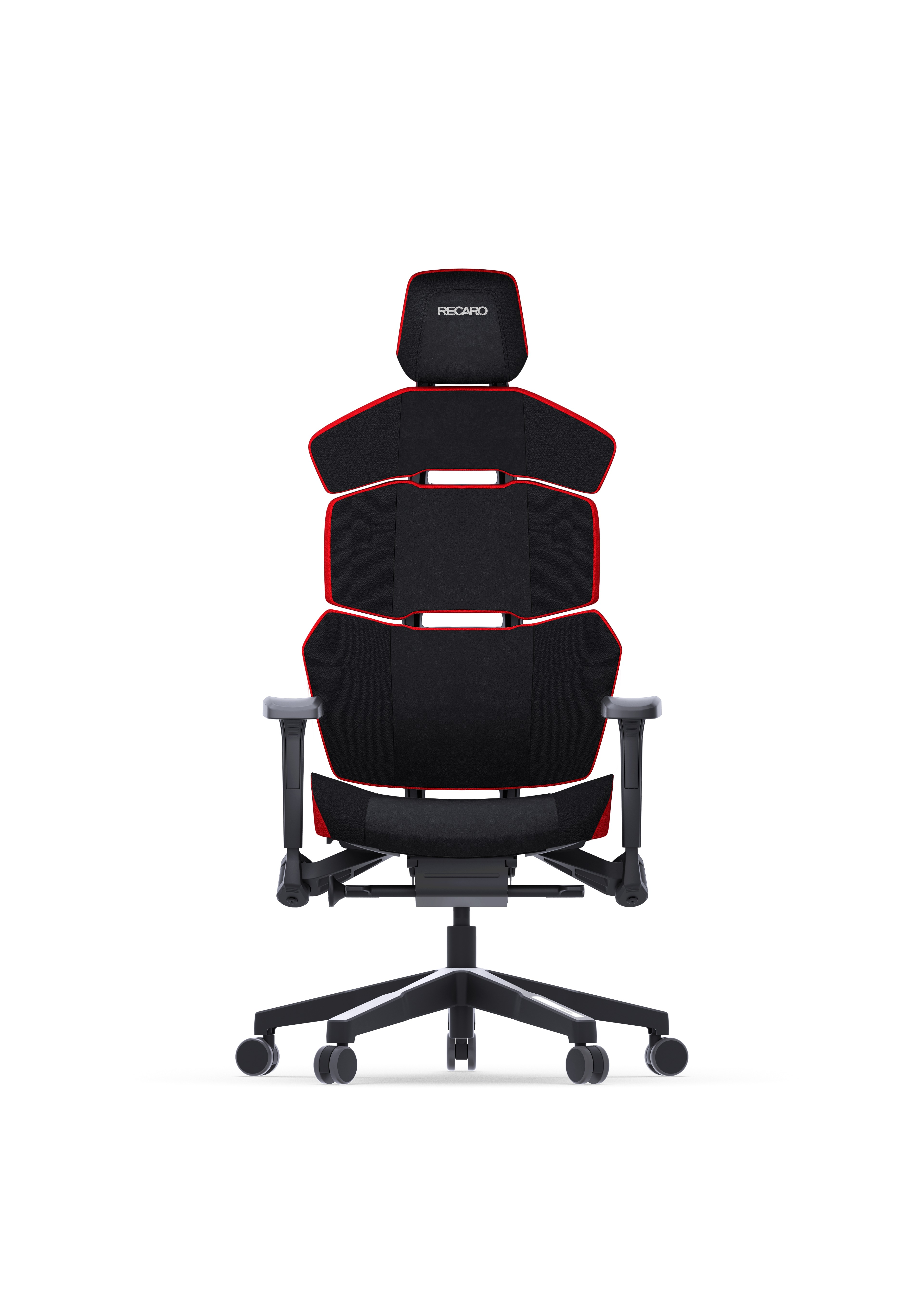 Een zwarte en rode Recaro gaming stoel op een witte achtergrond. De stoel is gecentreerd.