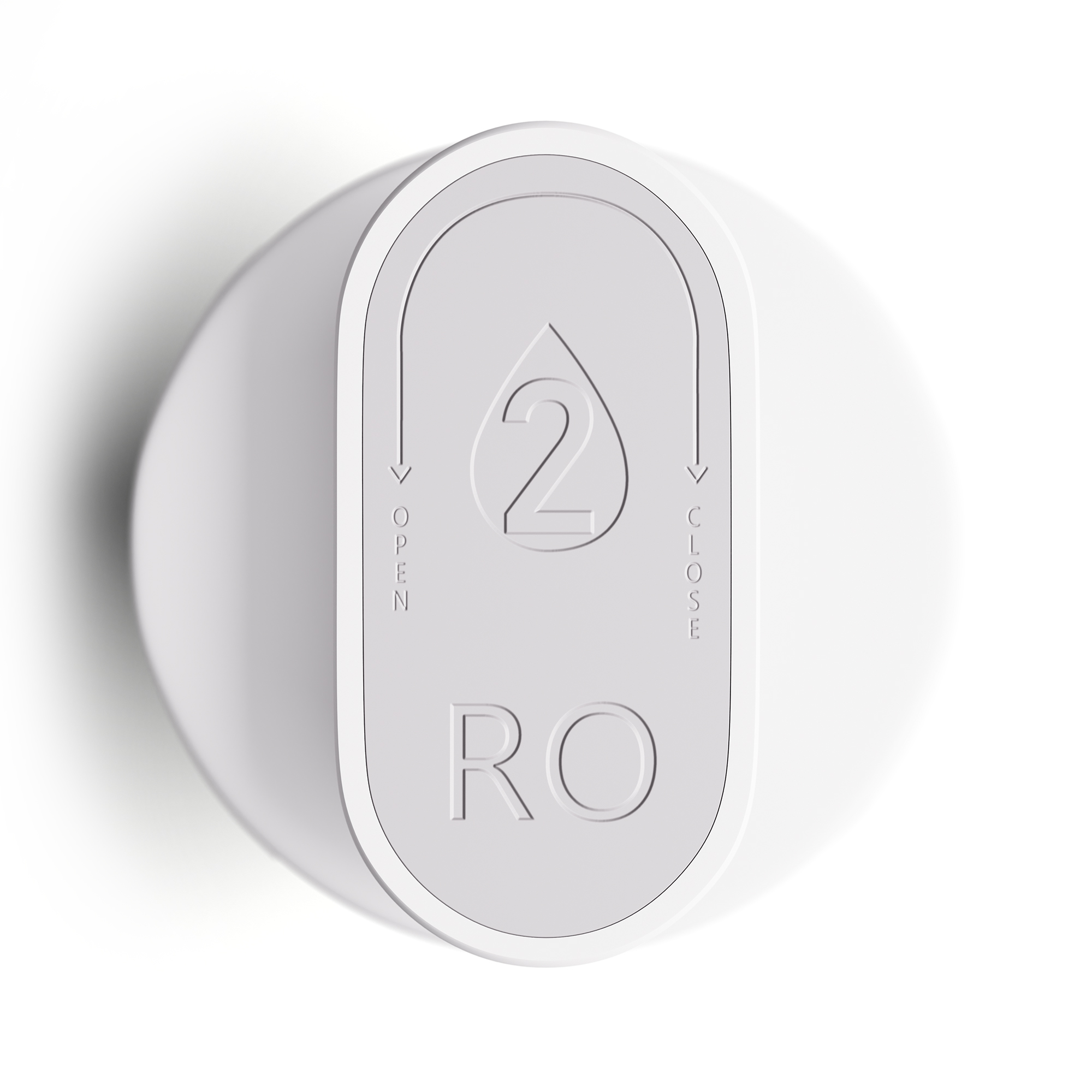 Ein weißer Wasserfilterdeckel mit den Wörtern OPEN, CLOSE und RO, mit einem Wassertropfensymbol und der Zahl 2.