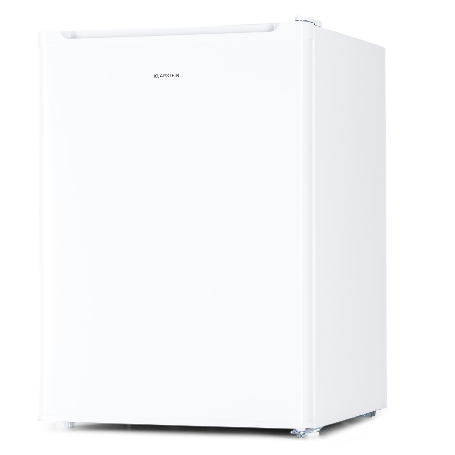 Ein weißer Kühlschrank auf weißem Hintergrund. Es ist ein kleines Ein-Türen-Modell mit dem Markennamen auf der Tür.