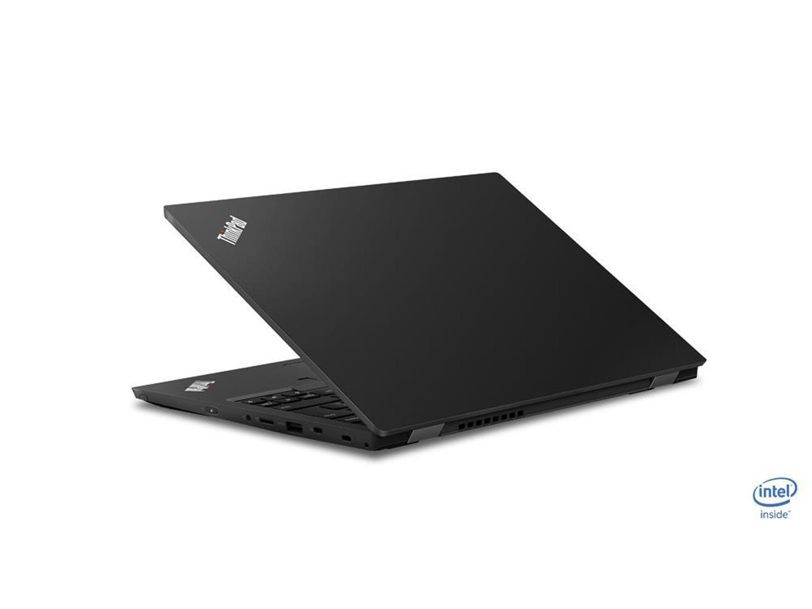 Schwarzer Laptop mit geschlossenem Deckel, geneigt, mit Intel Inside-Logo, auf weißem Hintergrund.