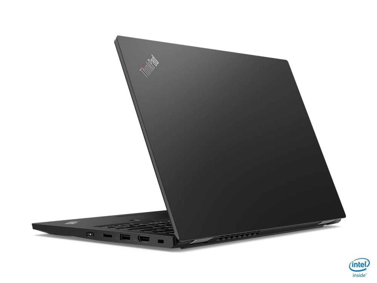 Schwarzes, geschlossenes Laptop mit ThinkPad-Logo oben. Weißer Hintergrund.
