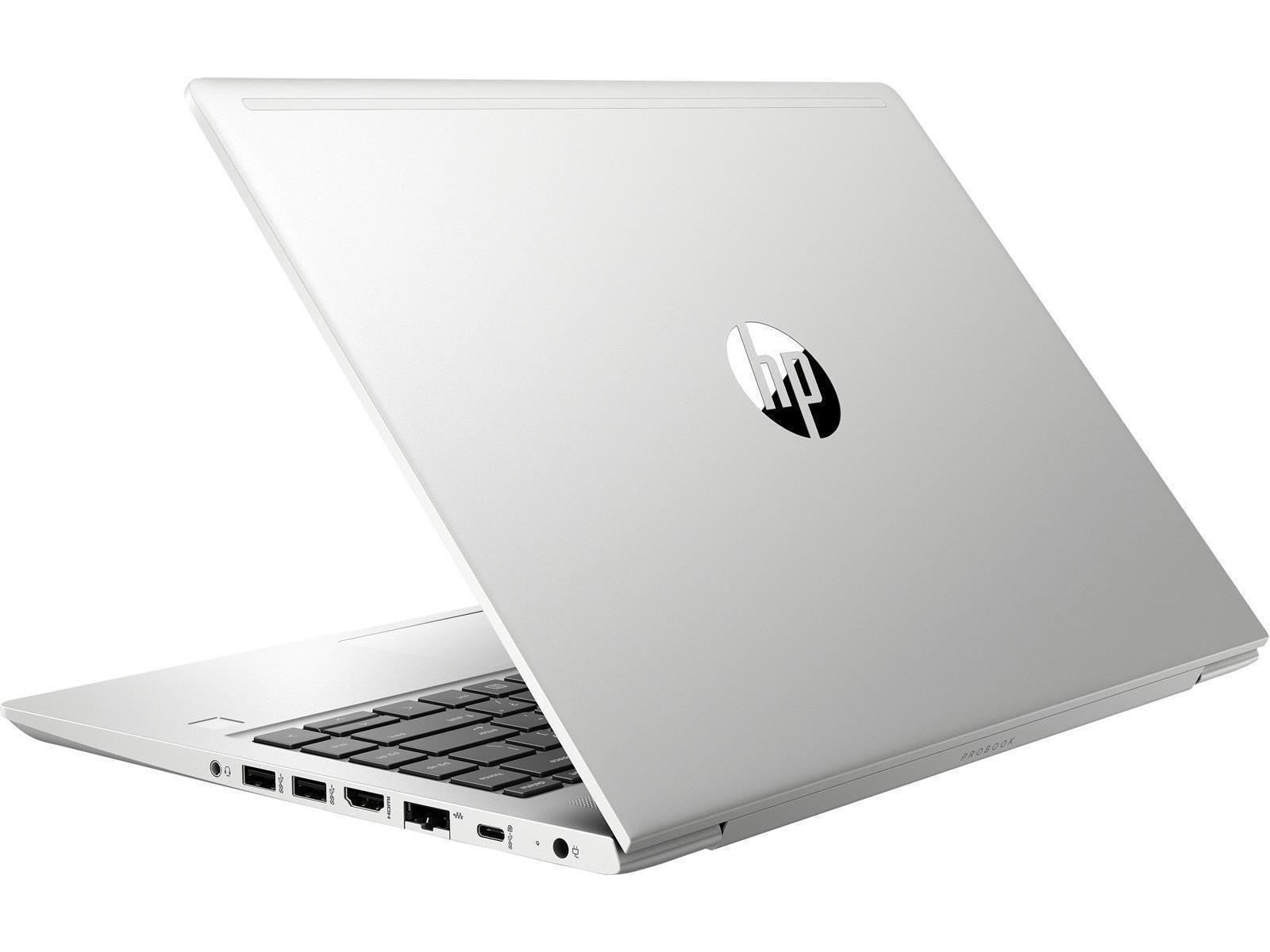 Ein silbernes HP-Laptop von hinten gesehen, mit HP-Logo und teilweise sichtbarer Tastatur.