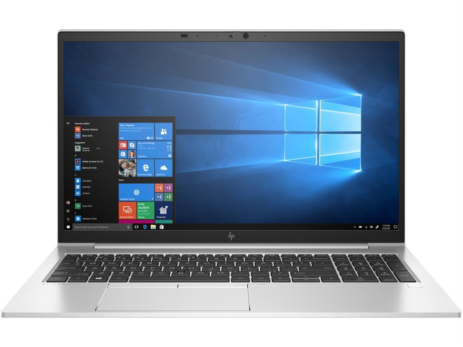 Silberner Laptop, offen, zeigt den Windows-Desktop. Weißer Hintergrund. HP-Logo sichtbar.