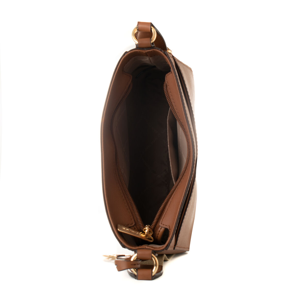 Braune Ledertasche mit offenem Reißverschluss, Innenraum und goldfarbene Hardware.
