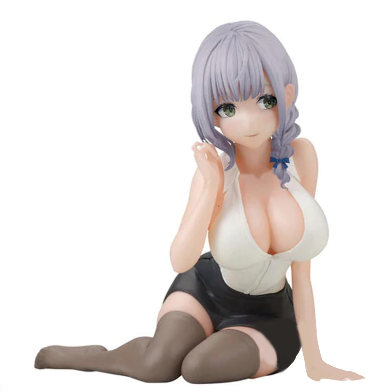 Anime-Figur einer Frau mit lilafarbenem Haar, die ein weißes Oberteil und einen schwarzen Rock trägt, auf dem Boden sitzt.