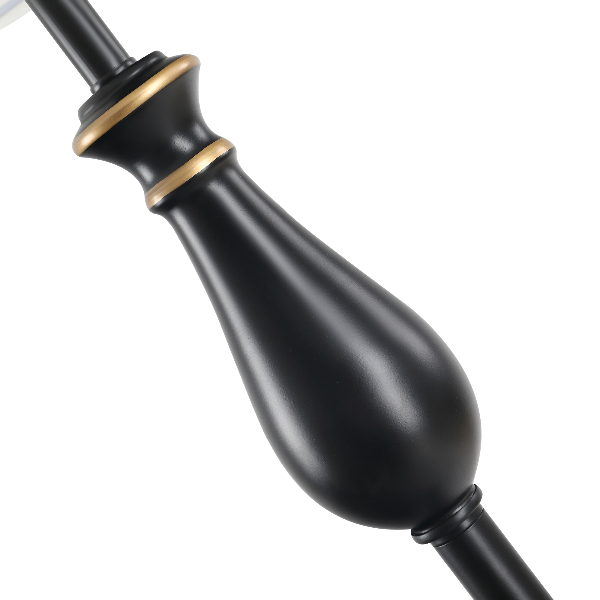 Nahaufnahme eines schwarzen Lampengriffs mit goldener Zierleiste. Der Griff ist tropfenförmig.