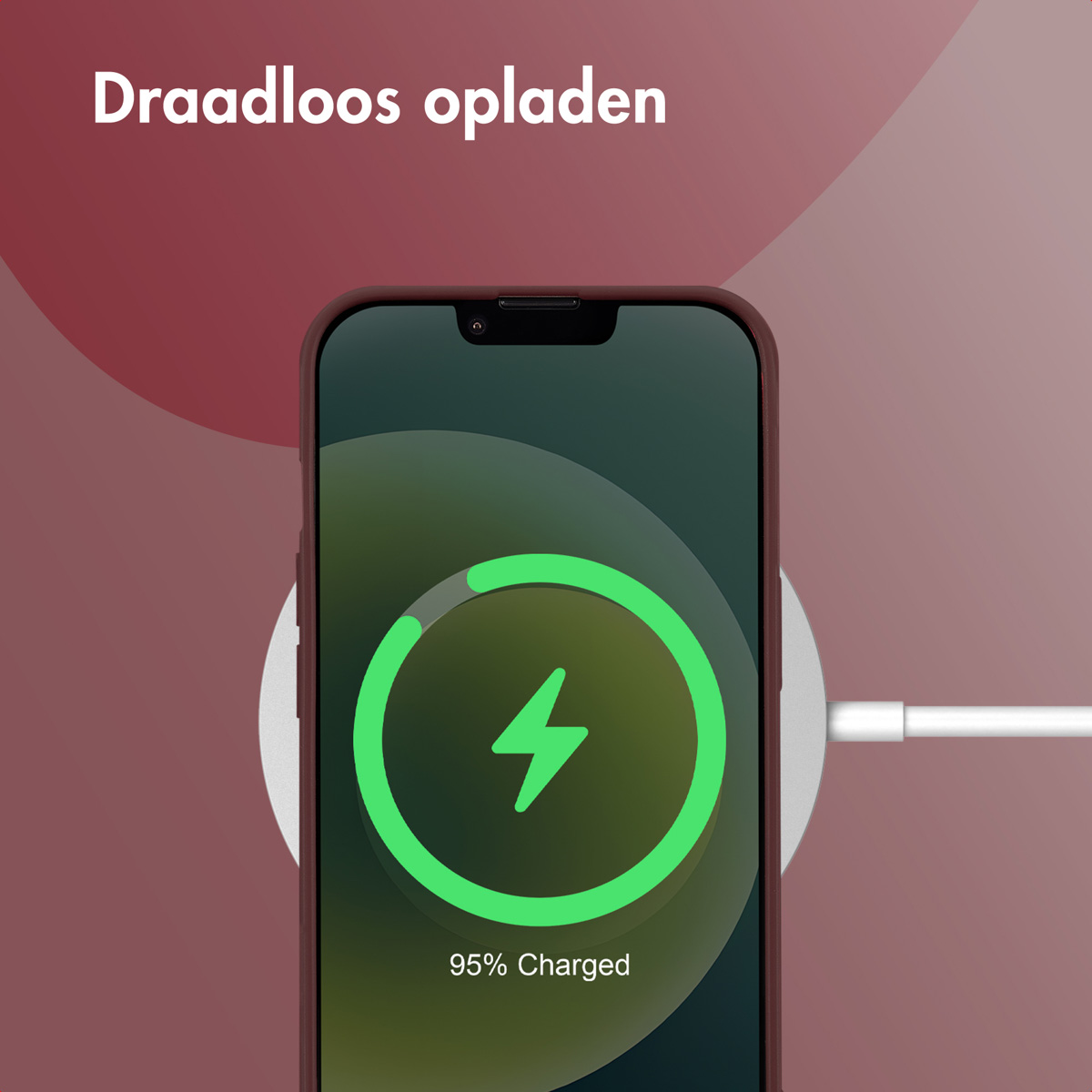 Telefon kabellos laden. Grünes Ladesymbol. 95% geladen. Roter Hintergrund. Weißes Ladepad.