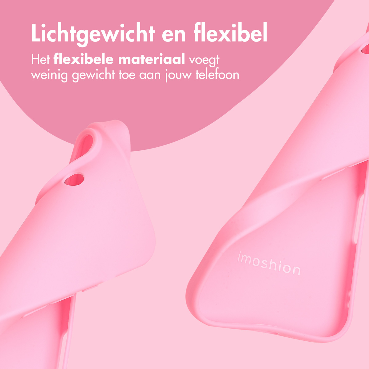 Twee roze telefoonhoesjes. Eén gedeeltelijk open met de merknaam zichtbaar. De achtergrond is roze.