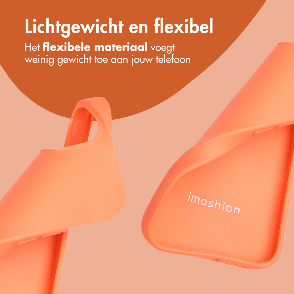 Zwei orangefarbene Handyhüllen mit Text. Weißes Logo auf der Hülle, oranger Hintergrund.
