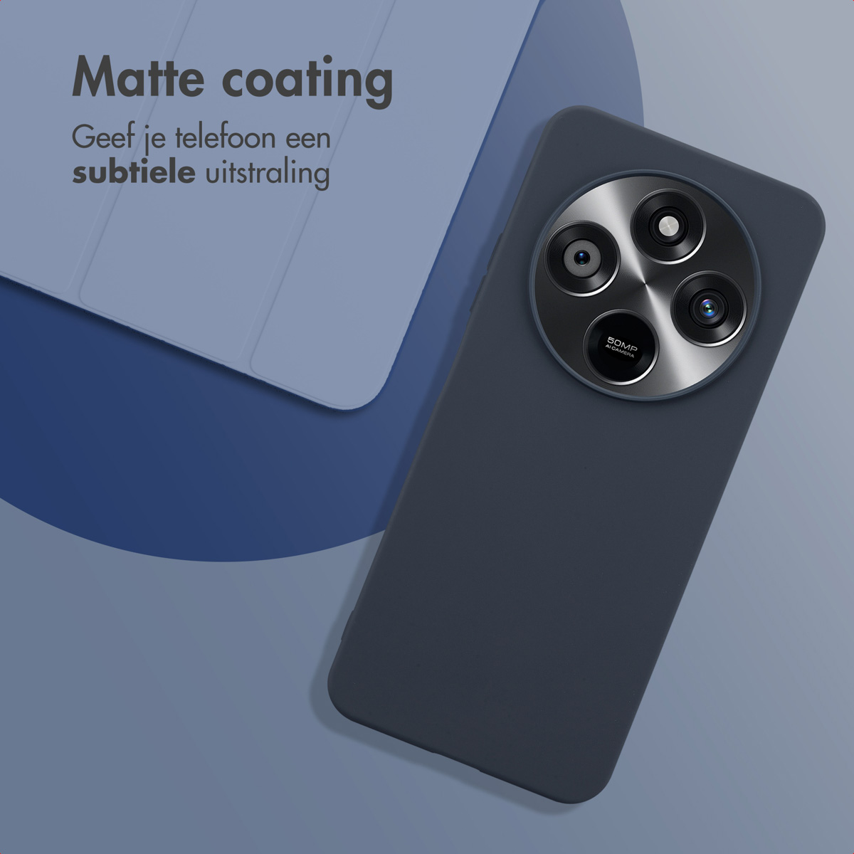Coque de téléphone bleu foncé avec lentille et revêtement mat.