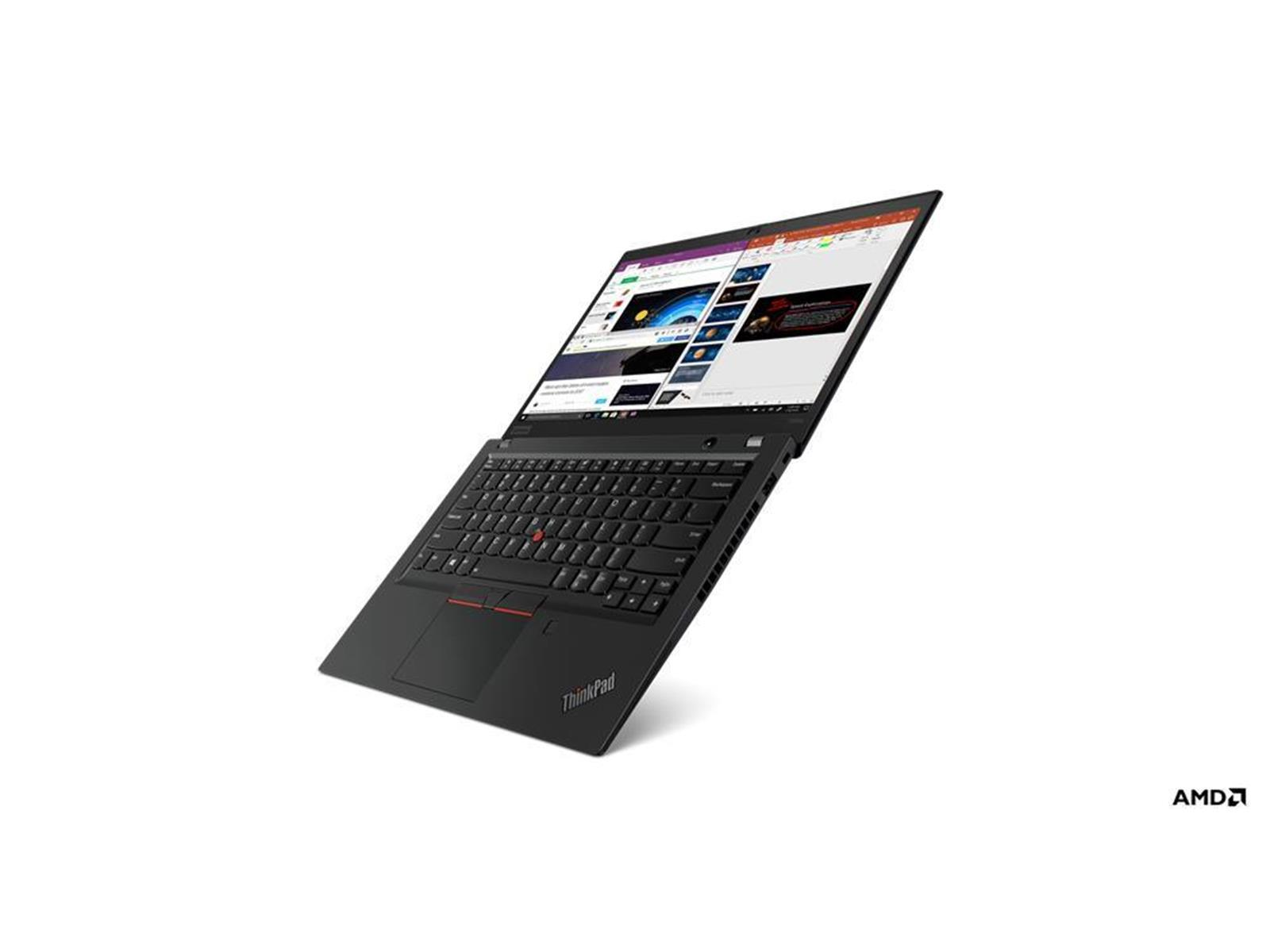 Ein schwarzer Laptop auf weißem Hintergrund, mit teilweise geöffnetem Bildschirm.