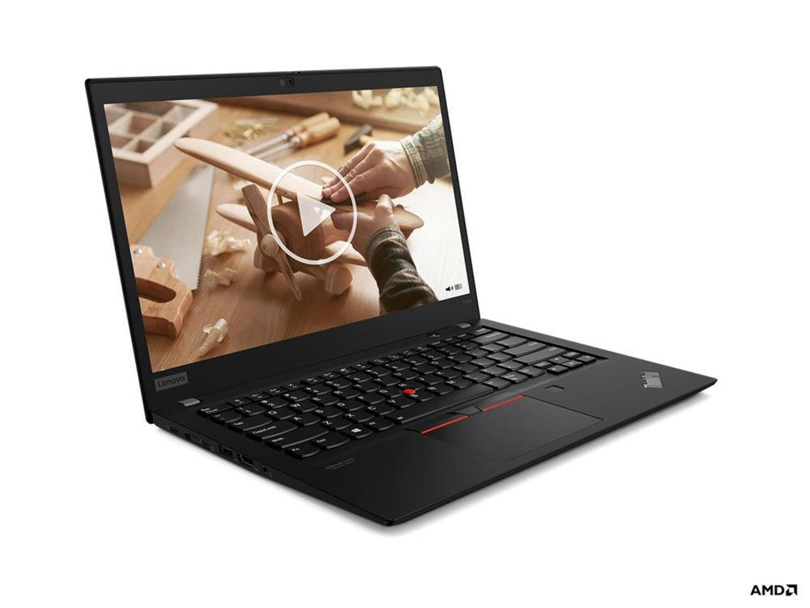 Schwarzer Lenovo Laptop zeigt ein Video über Holzarbeiten.