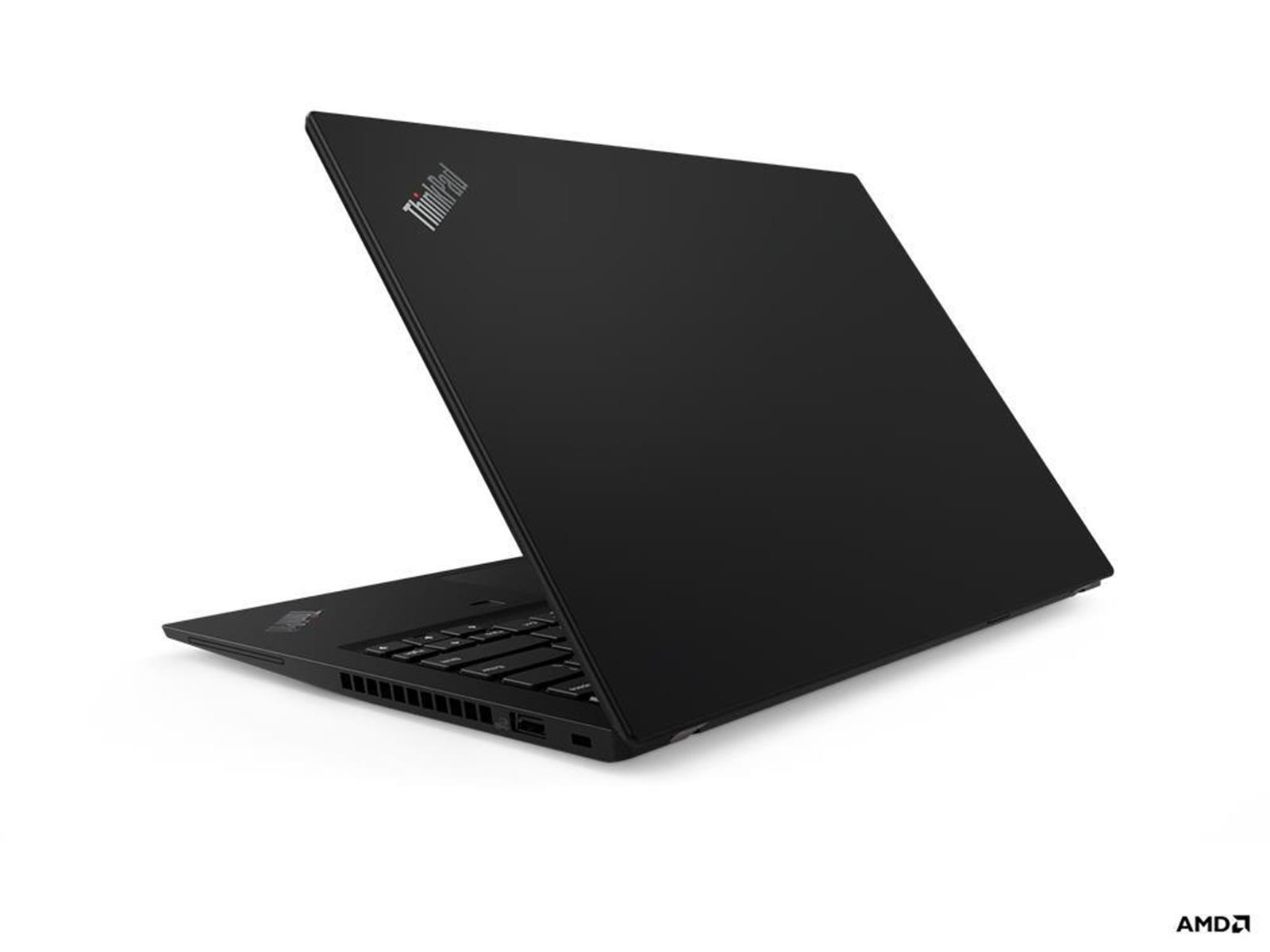 Schwarzer Laptop, geschlossen, in einem Winkel. Das ThinkPad-Logo ist oben links sichtbar.