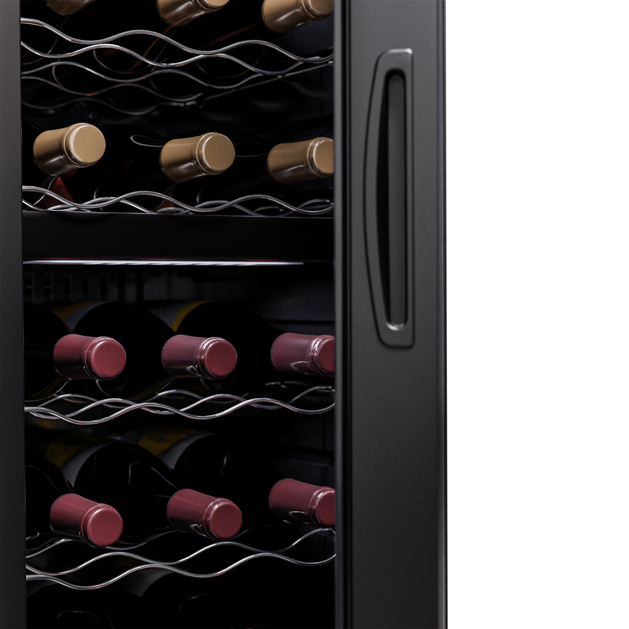 Interno di una cantinetta con più bottiglie, visibili attraverso la porta nera e gli scaffali.