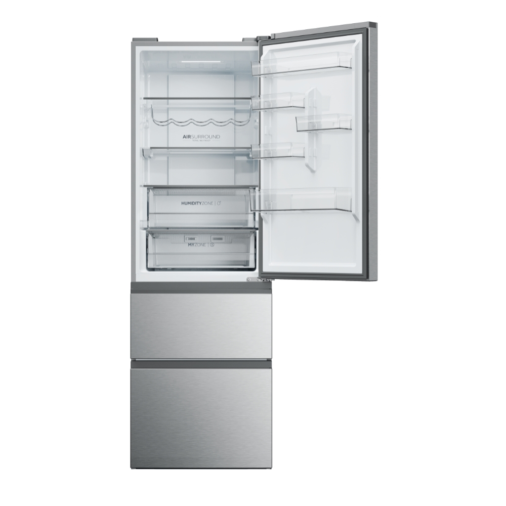 Interior de frigorífico abierto. Cuenta con estantes, cajones y compartimentos para alimentos. Plata y blanco.