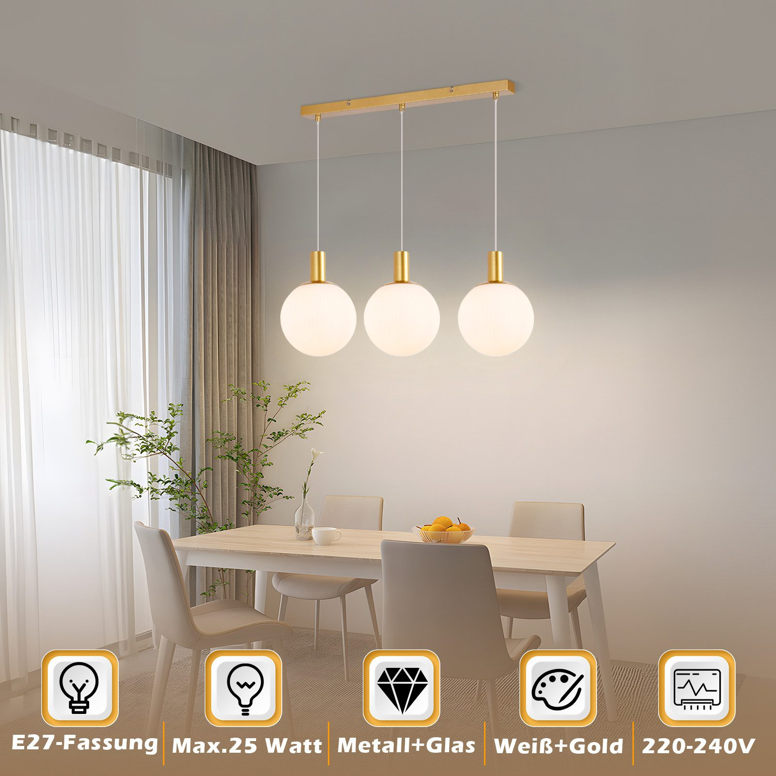 Esszimmer mit Holztisch, Stühlen und moderner Leuchte mit drei Kugelleuchten.
