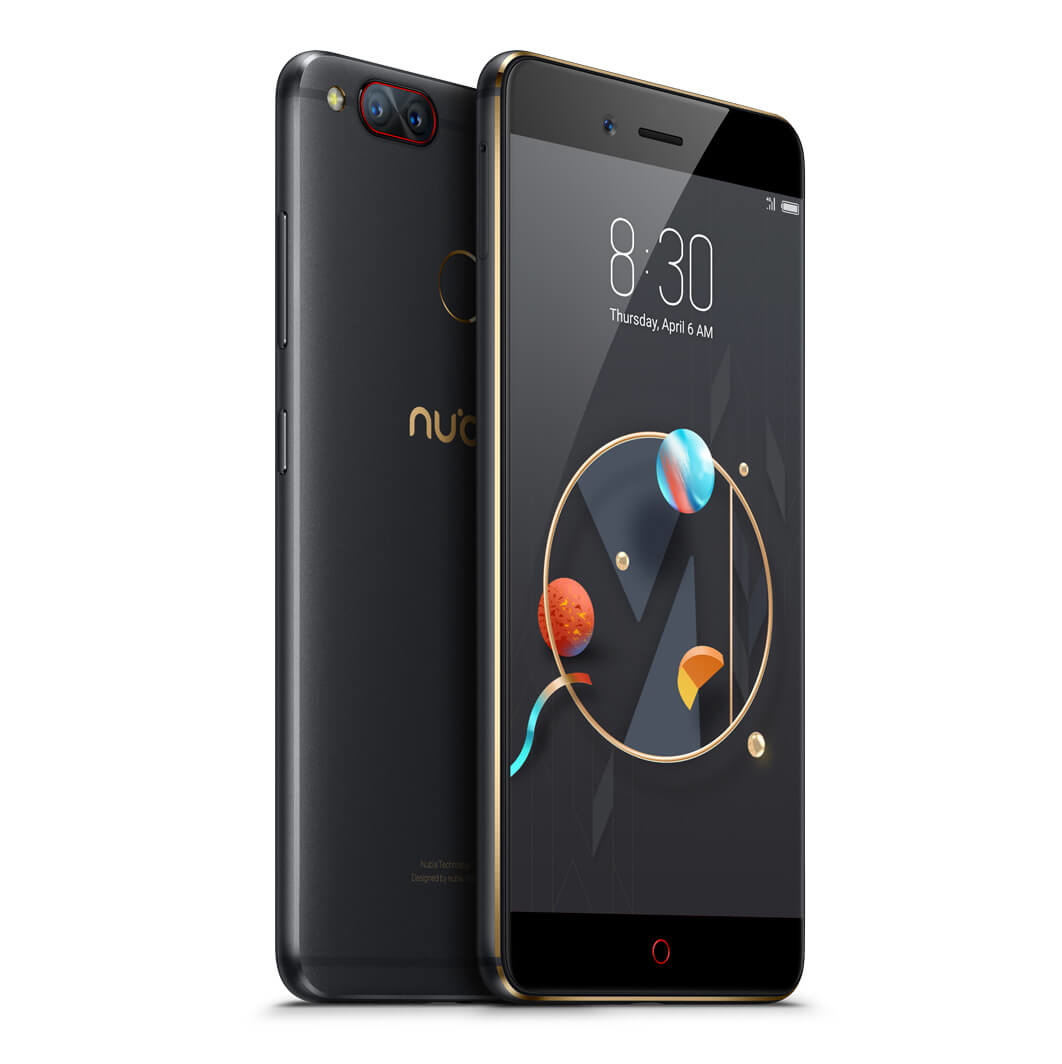 Smartphone nero con due fotocamere posteriori, cornice dorata e schermo nero.