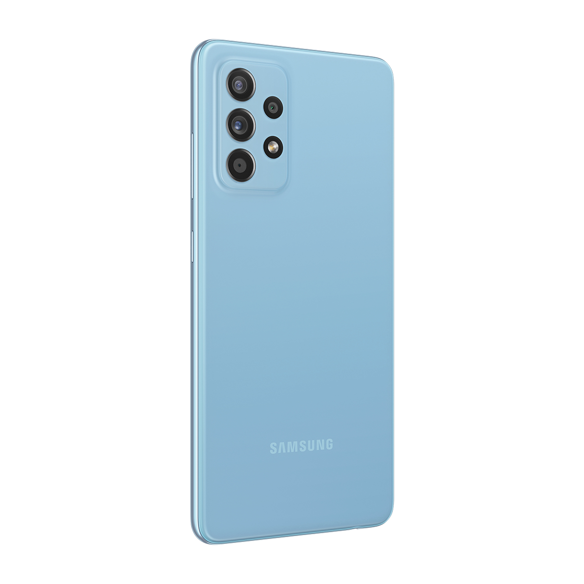 Üç kameralı, altında 'SAMSUNG' yazan açık mavi telefon arkası.