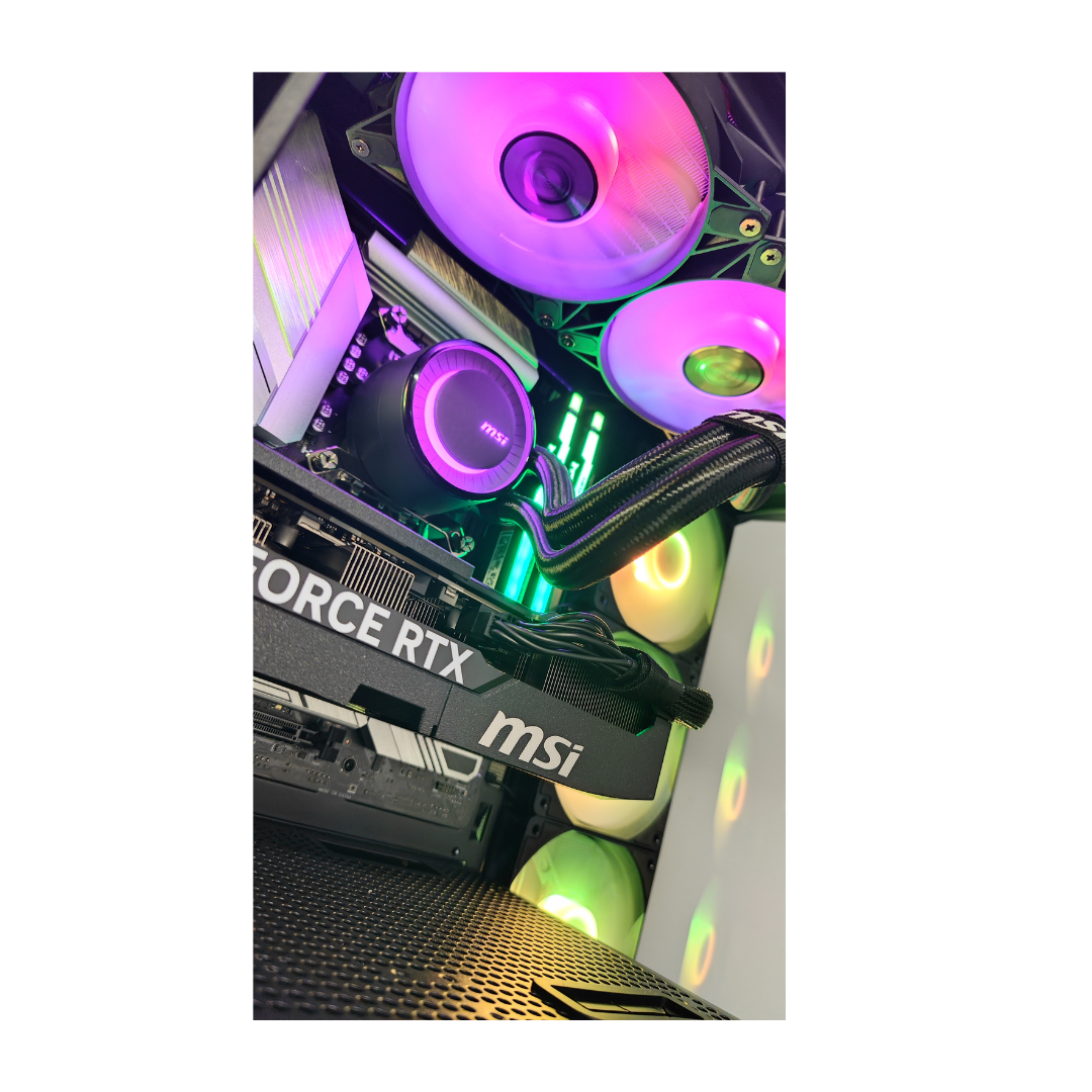 Componenti PC illuminati da LED colorati. Scheda grafica, dissipatore e ventole visibili. Componenti neri.
