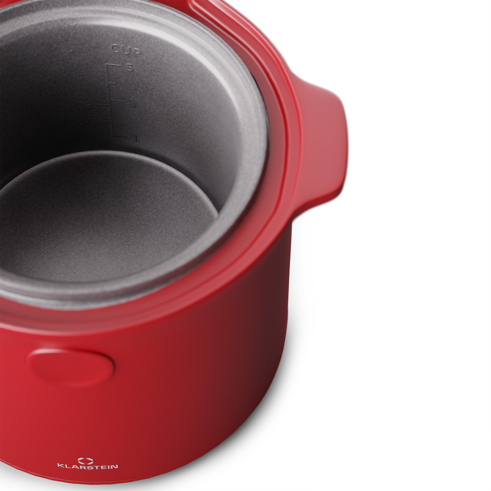 Roter Slow Cooker mit offenem Deckel. Der Innenraum ist dunkelgrau und hat Messungen an der Seite.