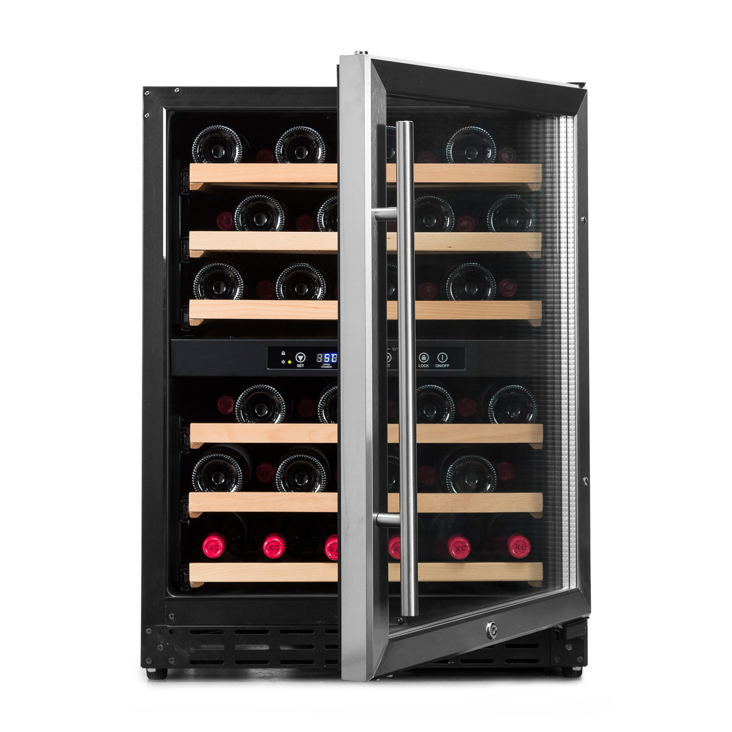 Enfriador de vino con puerta abierta, mostrando botellas en estantes de madera. Exterior negro, mango acero inoxidable.