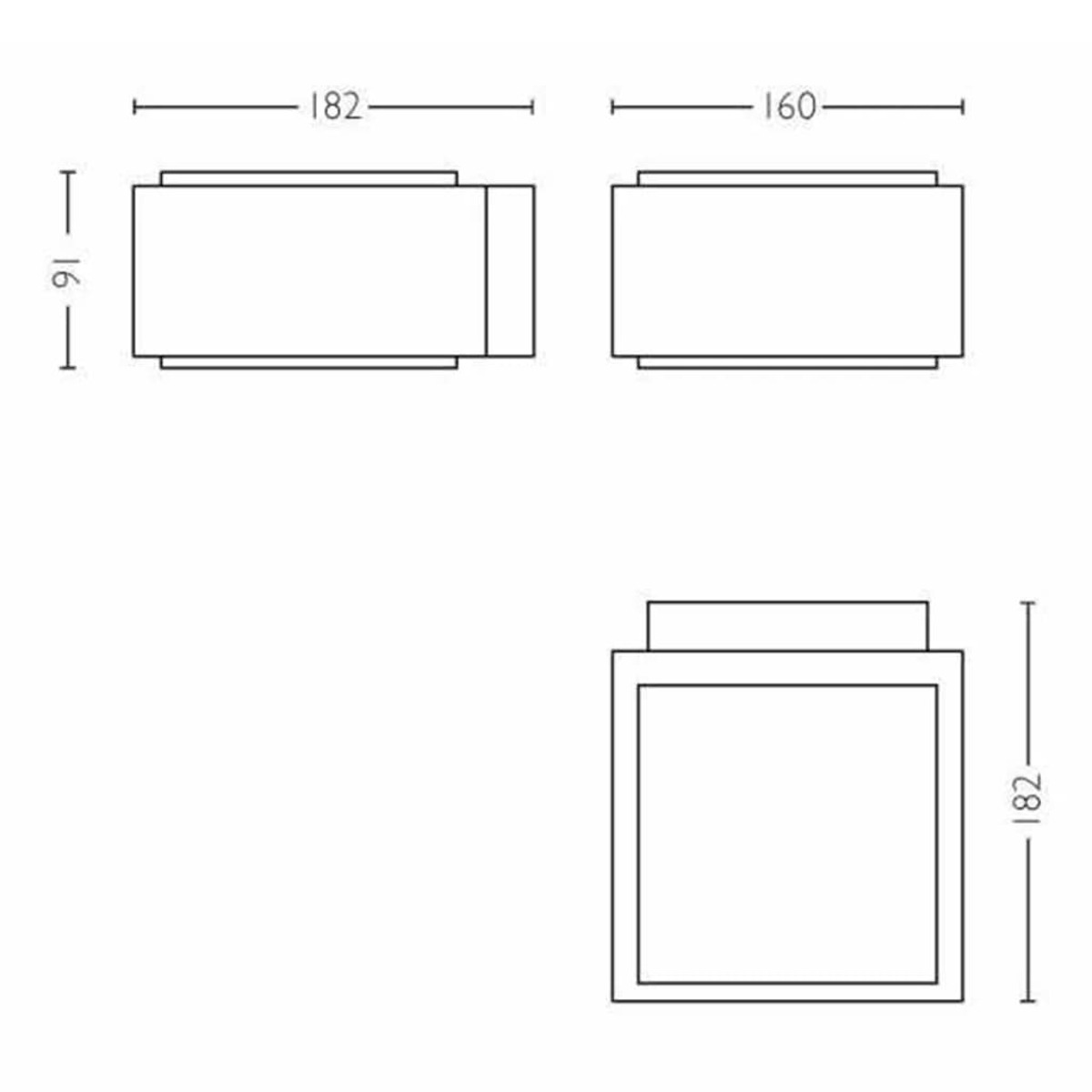 Primer plano de una caja de arena azul con texto e imágenes.