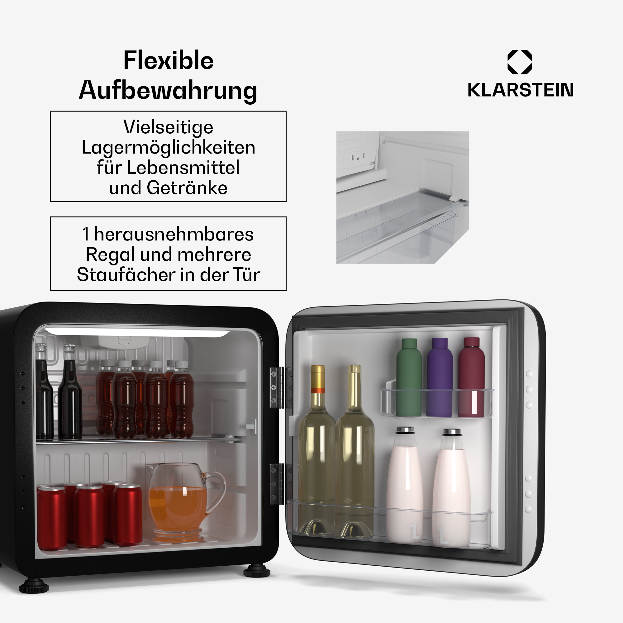 Mini frigo nero con porta aperta, pieno di bevande e bottiglie. Sfondo bianco.