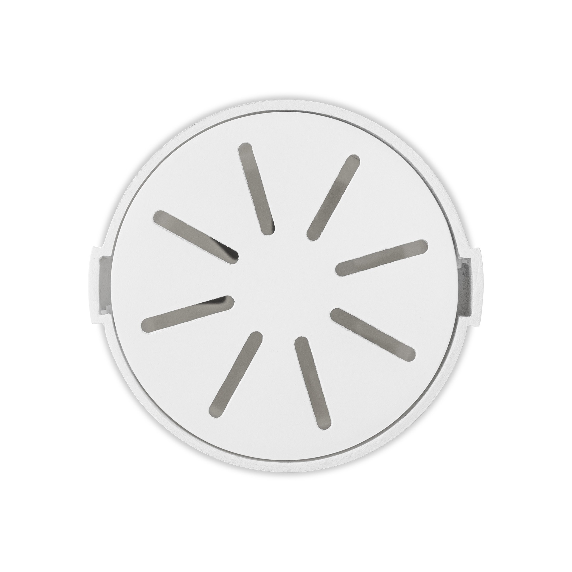 Een wit, cirkelvormig item met sleuven die in een radiaal patroon zijn gerangschikt, waarschijnlijk een ventilatieopening of filter.