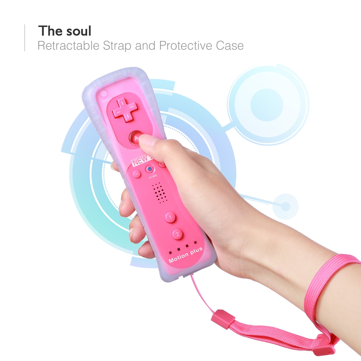 Eine rosa Wii-Fernbedienung in einem grauen Schutzgehäuse, gehalten von einer Hand, mit Handschlaufe.
