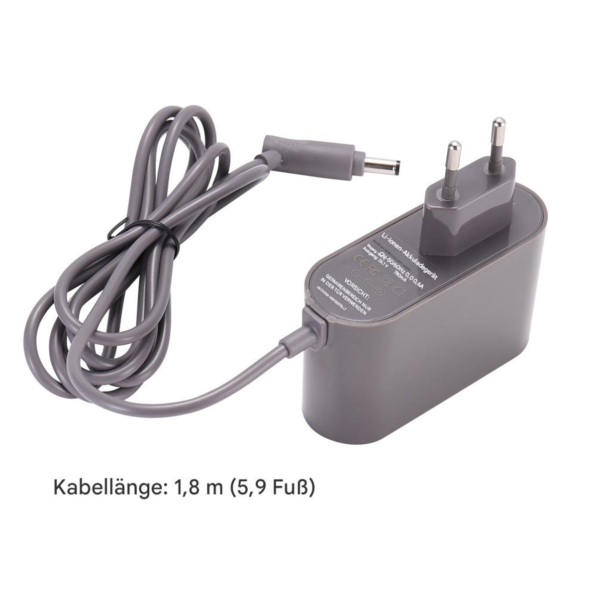 Ein graues Ladegerät mit Kabel und Stecker auf weißem Hintergrund.