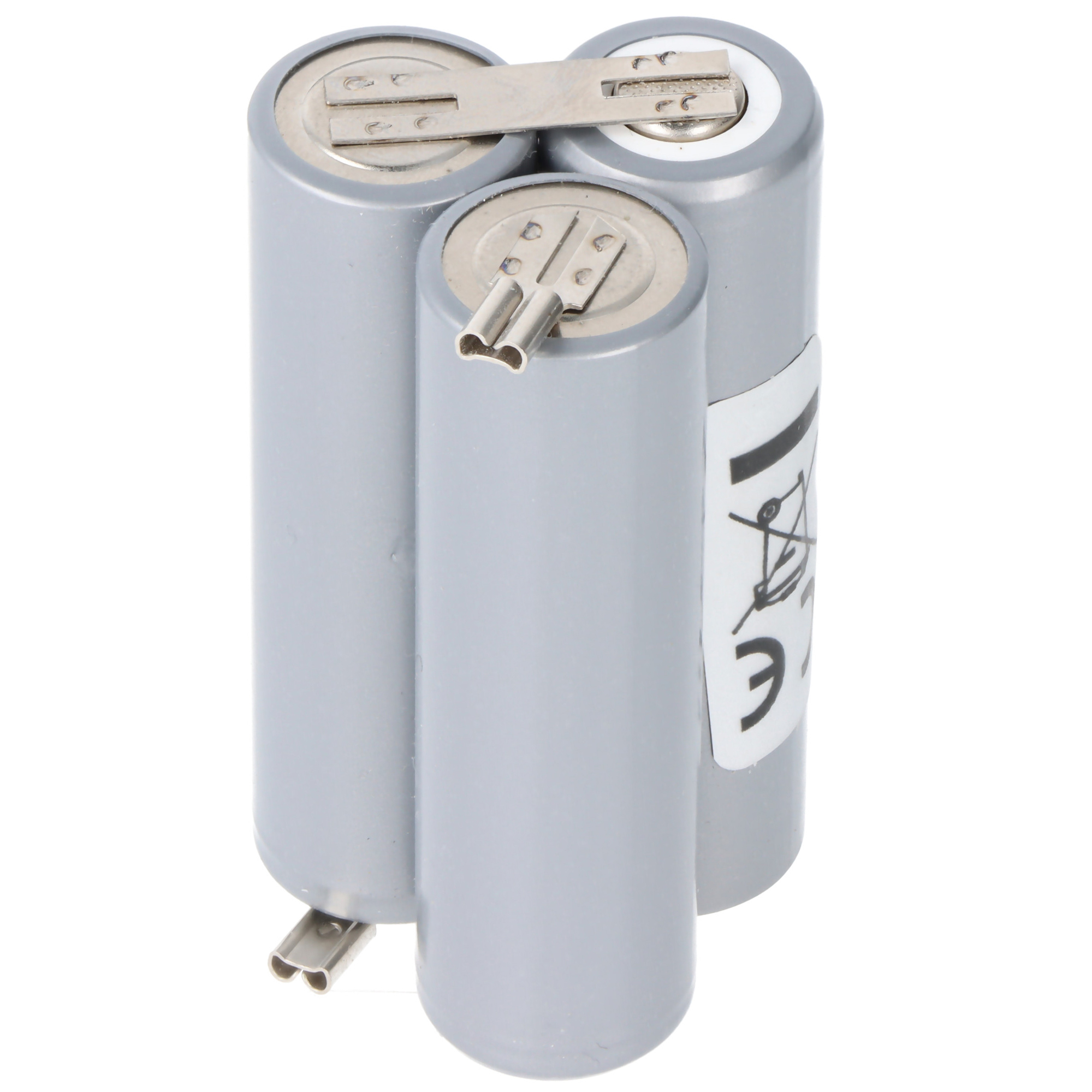 Drei graue zylindrische Batterien mit Anschlusslaschen. Die Batterien sind Nahaufnahmen, vor weißem Hintergrund.